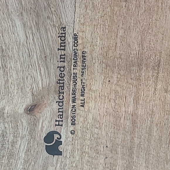 Wood board with handles - Picture 3 of 4